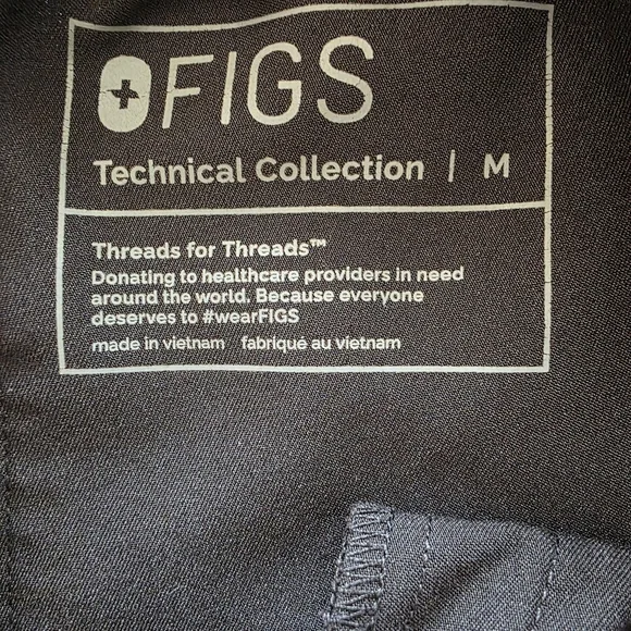 FIGS Yola High Waisted Skinny Tapered Leg Scrub Pants M Black  Tailored Nursing - Picture 10 of 16